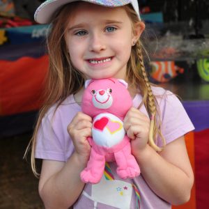 young girl at the waroona sideshow